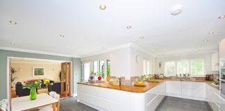 Jak uzyskać licencję zarządcy nieruchomości?