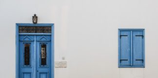 Nieruchomość budynkowa połączeniem gruntu i budynku