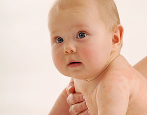 Emolienty do pielęgnacji skóry wrażliwej - prawidłowa pielęgnacja skóry atopowej