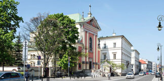 Spacerem po Warszawie: Miodowa
