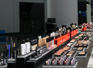 W jakich drogeriach jest Victoria Secret?