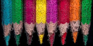 Jak dobrać kolor kredki do brwi?