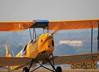 Czy kręcenie włosów je niszczy?