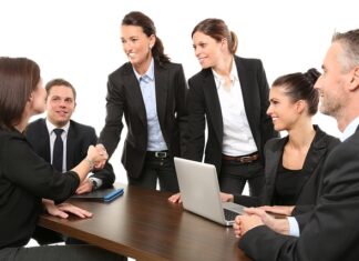 Jaka umowa dla fryzjera? Jaka umowa dla fryzjera?