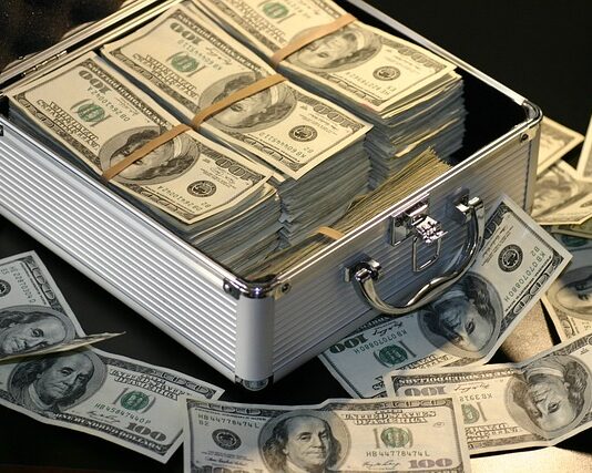 Ile zarabia Manager salonu fryzjerskiego? Ile zarabia Manager salonu fryzjerskiego?