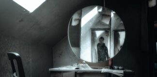 Jaki rozmiar lustra do toaletki?