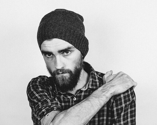 Jak golić zarost do zera?