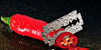 Jak używać żyletki do brwi?